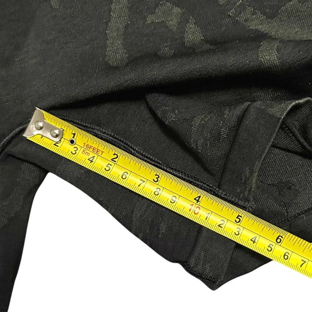 Gymshark Adapt‎ Camo Seamless Shorts Women's XS Black Grey High Rise Athleisure